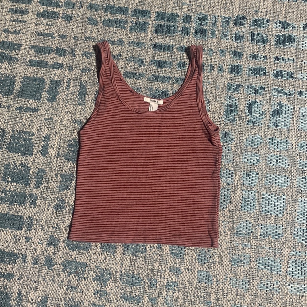 Forever 21 tank